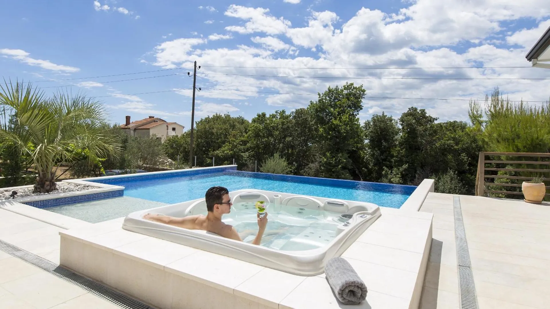 Villa Casta Diva With Sea View And Wellness Koromačno Kroatië