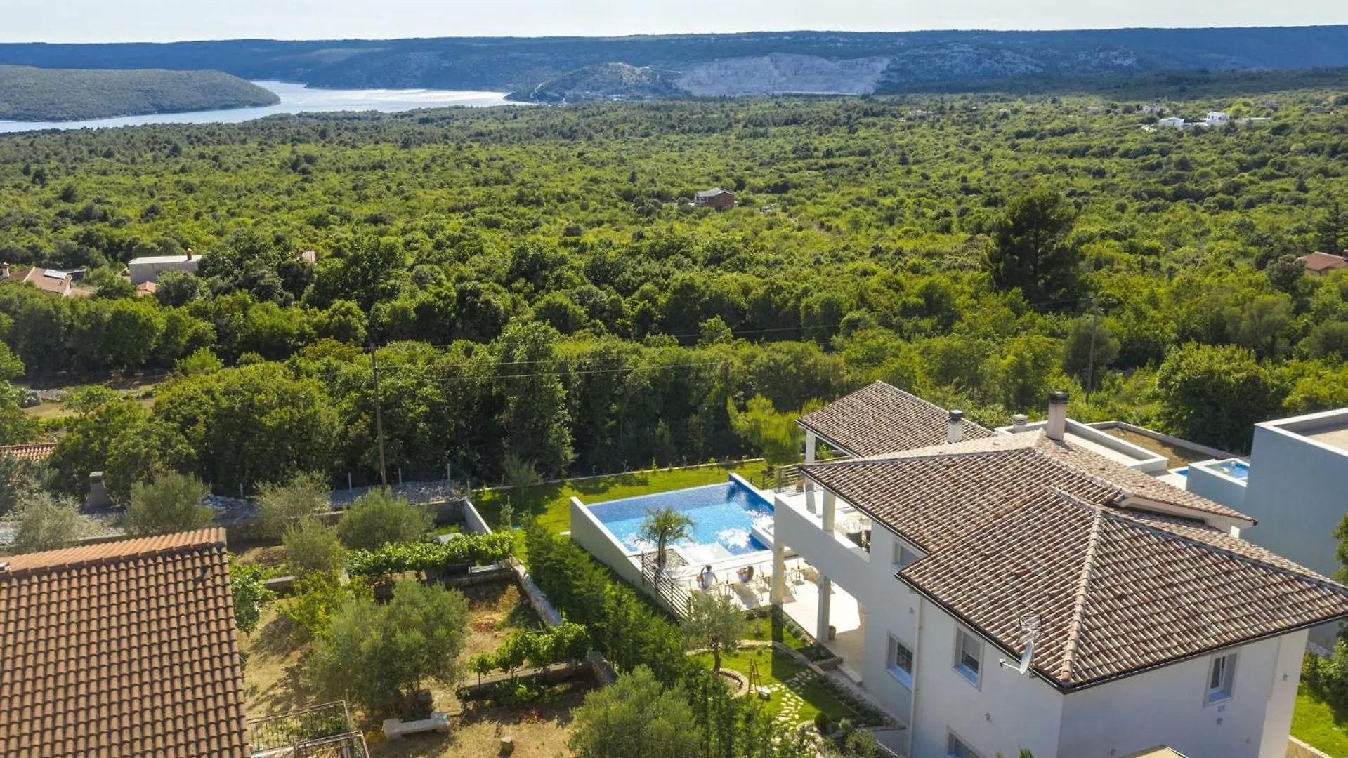 Villa Casta Diva With Sea View And Wellness Koromačno 0*,